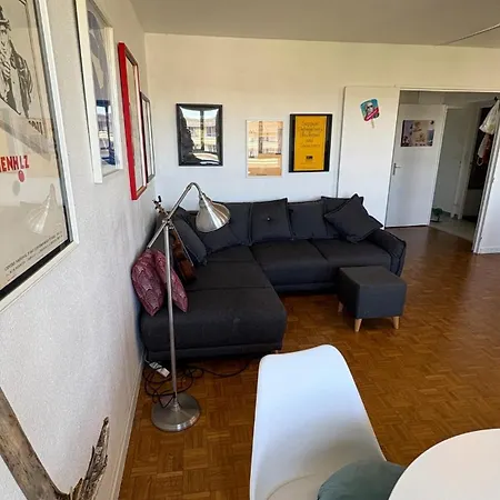 Light-filled Antigone Oasis Apartman