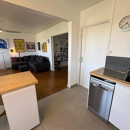 Light-filled Antigone Oasis Apartman *